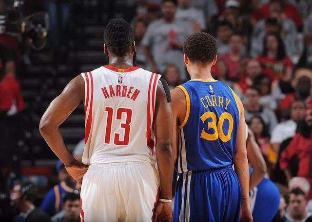 罗球场的可 罗球场的可