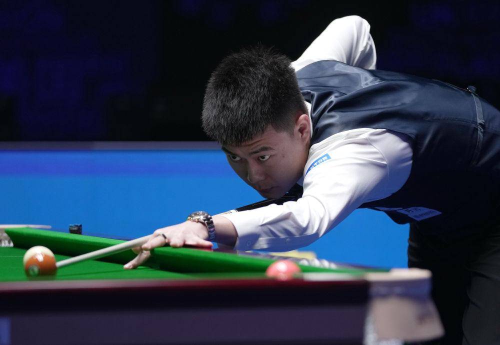 长传开大脚 长传开大脚