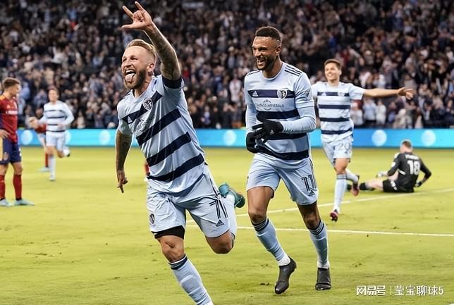 先给你两个 先给你两个